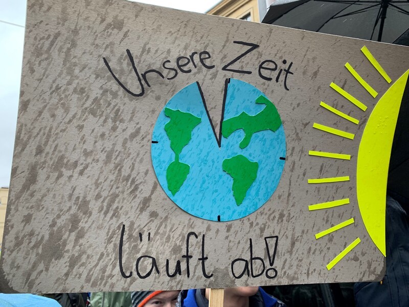 10 000 Schuler Demonstrieren In Munchen Fur Den Klimaschutz Bei Fridaysforfuture Munchen Tv